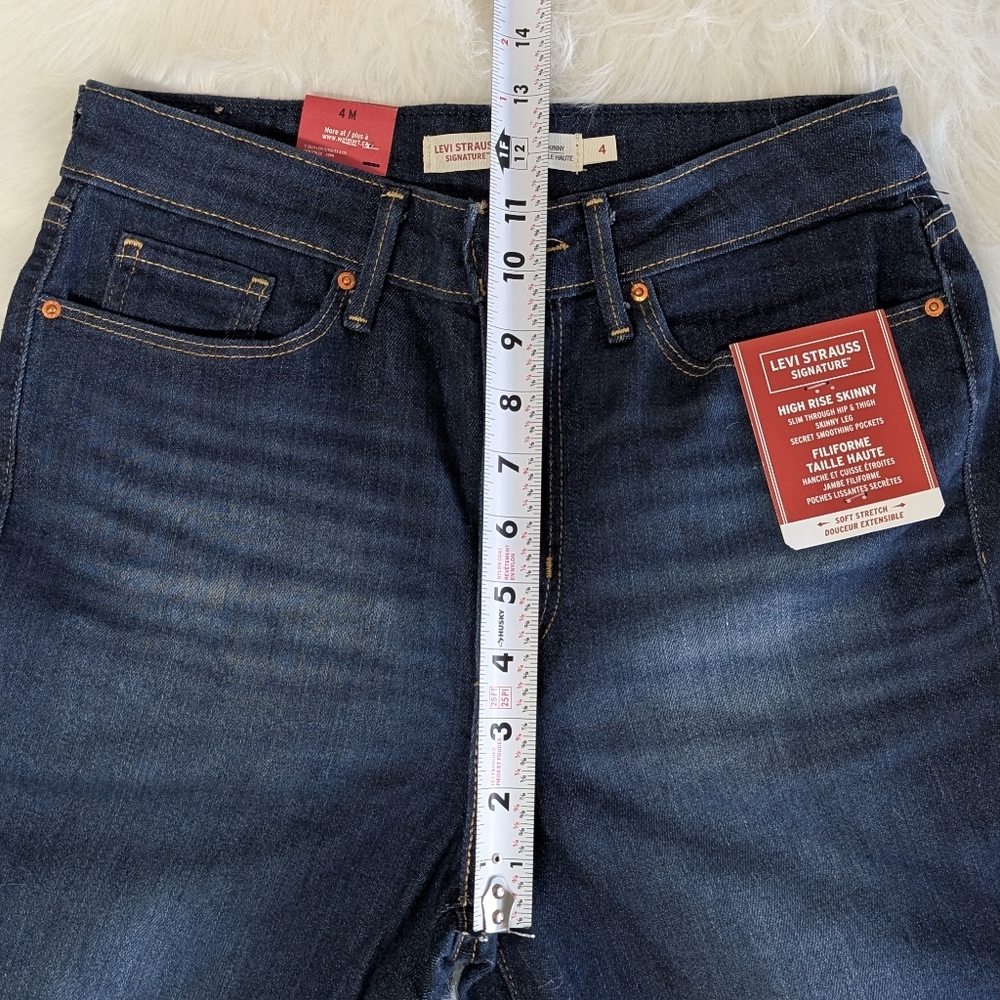❌SOLD❌Levi's Women's Soft Stretch High Waist Skinny Jeans, Classic Dark Wash, 27 - Picture 8 of 11